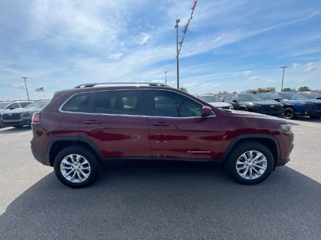 Used 2019 Jeep Cherokee Latitude w/ Popular Appearance Group AWD/4WD image 6
