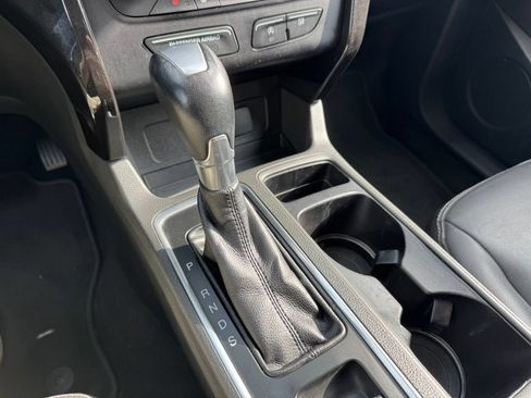 Certified 2017 Ford Escape Titanium FWD image 22