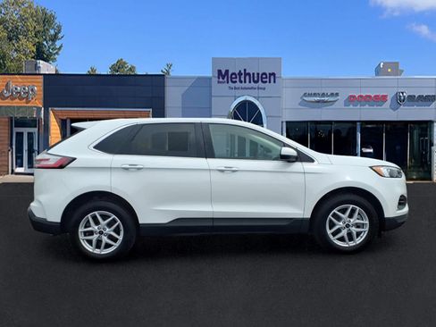 Used 2023 Ford Edge SEL w/ Convenience Package AWD/4WD image 2