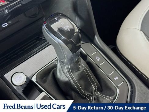 Used 2025 Volkswagen Taos SE AWD/4WD image 22