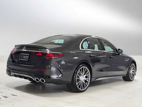 New 2026 Mercedes-Benz E 53 AMG e 4MATIC Sedan image 3