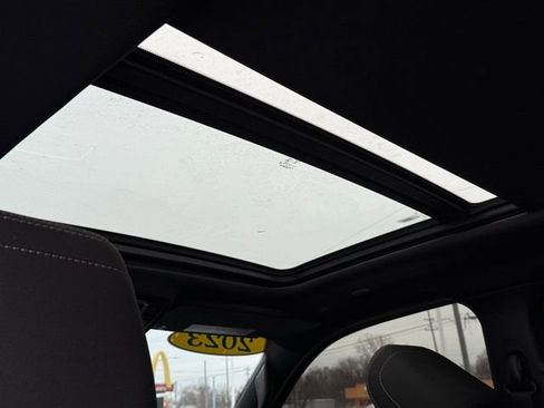 Certified 2023 RAM 1500 Big Horn image 30