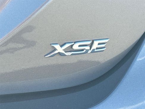 Used 2022 Toyota Camry XSE FWD image 19