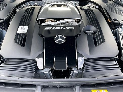 Used 2023 Mercedes-Benz SL 63 AMG 4MATIC image 33