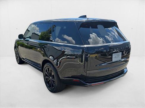 New 2025 Land Rover Range Rover Long Wheelbase SE image 7