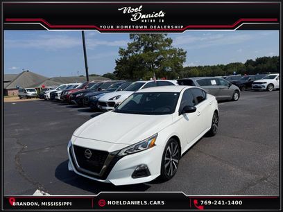Used 2022 Nissan Altima 2.5 SR