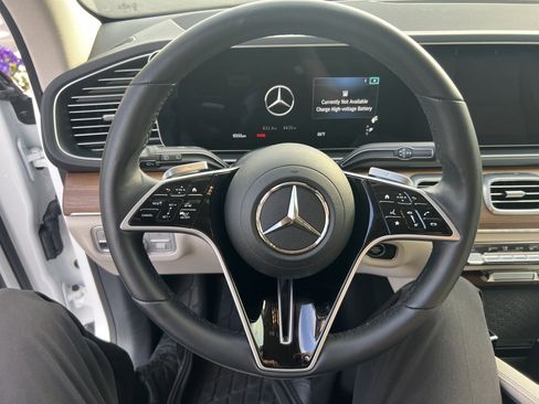 Certified 2025 Mercedes-Benz GLE 450e 450e 4MATIC image 18