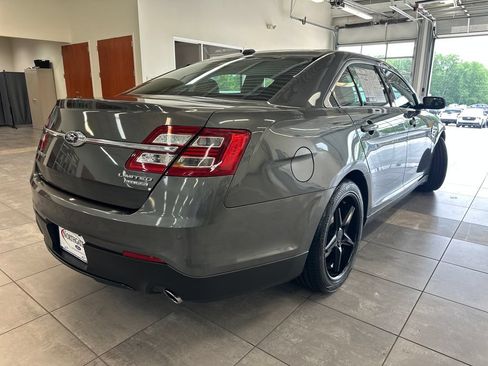 Used 2016 Ford Taurus Limited FWD image 12