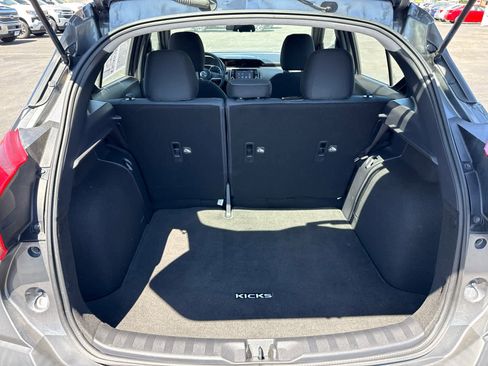 Used 2020 Nissan Kicks S FWD image 21