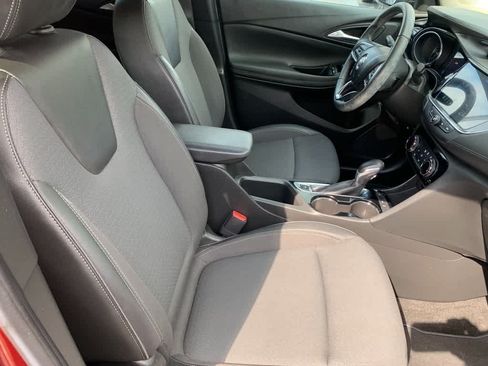 Certified 2023 Buick Encore GX Preferred w/ Cold Weather Comfort Package FWD image 19