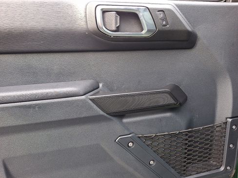 Used 2025 Ford Bronco Outer Banks image 12