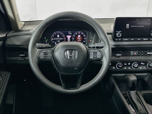 Used 2025 Honda Accord SE image 17