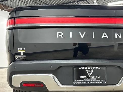 Used 2022 Rivian R1T Adventure AWD/4WD image 16