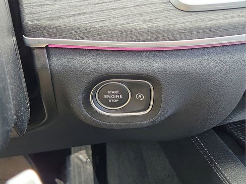 Used 2026 Mercedes-Benz GLE 350 4MATIC image 32