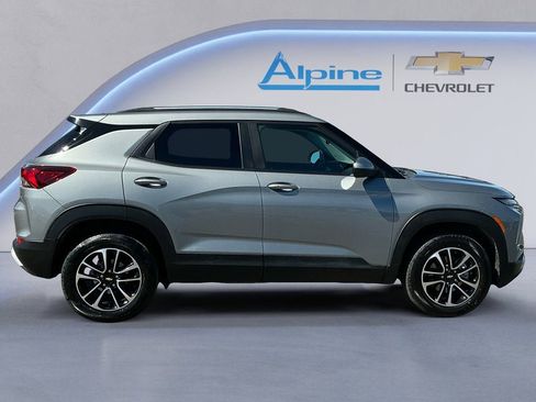 Used 2025 Chevrolet TrailBlazer LT image 6