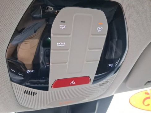 Used 2025 Kia K4 FWD image 18