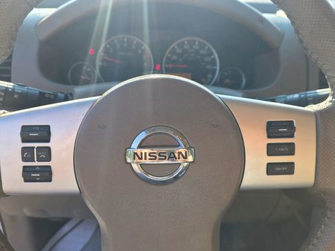 Used 2012 Nissan Pathfinder Silver image 15