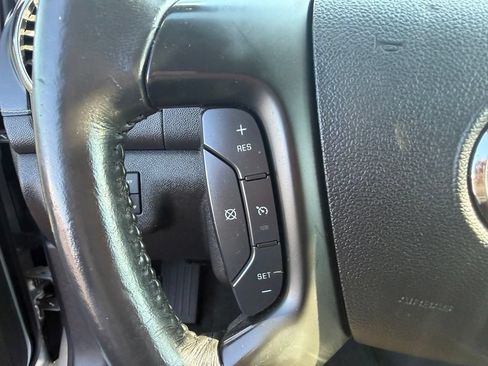 Used 2014 Buick Enclave Leather FWD image 25