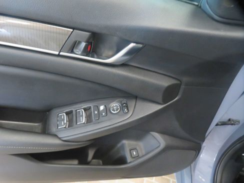 Used 2021 Honda Accord Sport image 14