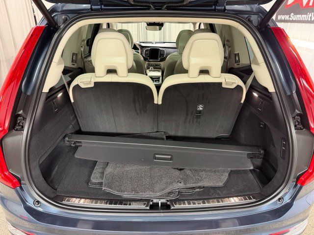 Used 2022 Volvo XC90 T8 Inscription AWD/4WD image 10