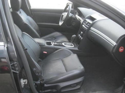 Used 2008 Pontiac G8 Base 4dr Sedan w/ Premium Package image 17