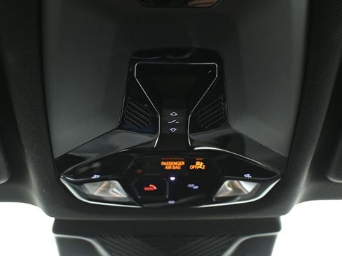 Certified 2023 BMW X1 xDrive28i w/ Premium Package image 21