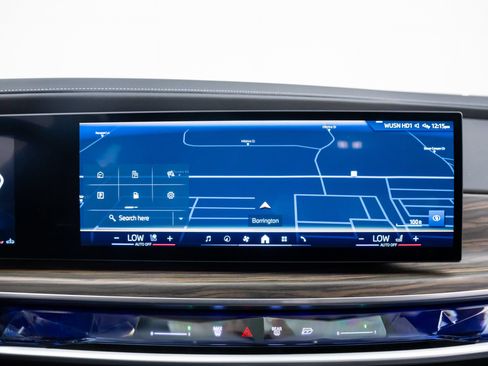 Certified 2023 BMW 760i xDrive AWD/4WD image 27