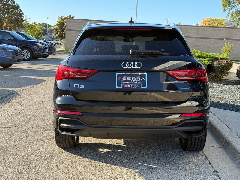 Used 2023 Audi Q3 2.0T Premium AWD/4WD image 4