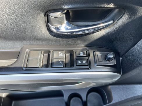 Used 2019 Nissan Titan PRO-4X w/ Pro-4x Utility Package AWD/4WD image 17