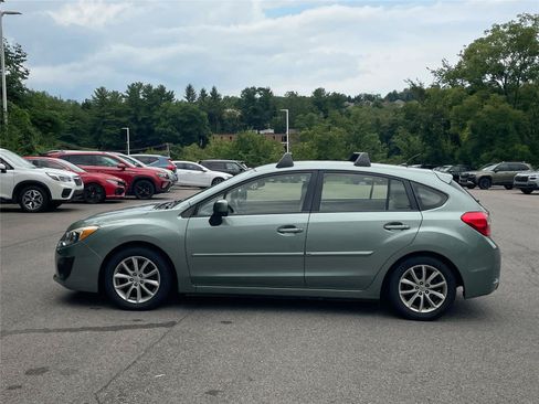 Used 2014 Subaru Impreza 2.0i Premium w/ All-Weather Package w/CVT AWD/4WD image 2
