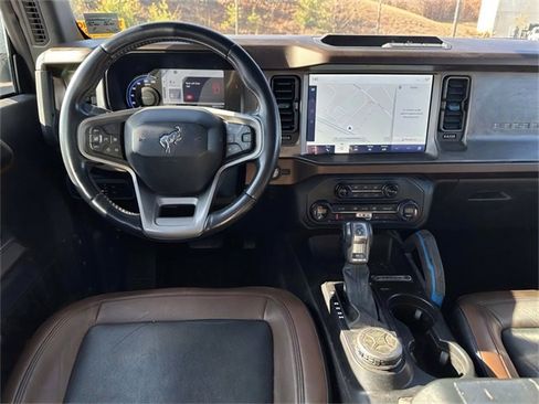 Used 2021 Ford Bronco Outer Banks image 8