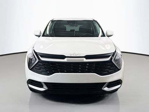 Used 2023 Kia Sportage LX AWD/4WD image 2