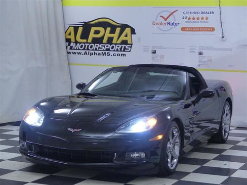 Used 2008 Chevrolet Corvette Coupe w/ Preferred Equipment Group RWD image 4