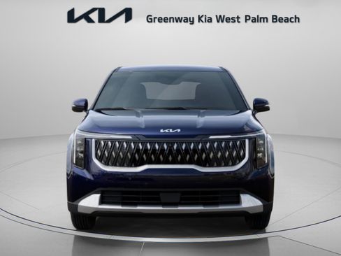New 2026 Kia Carnival FWD image 2