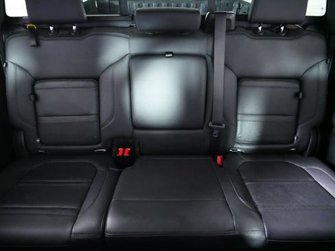 Certified 2019 GMC Sierra 1500 Denali w/ Denali Ultimate Package AWD/4WD image 13