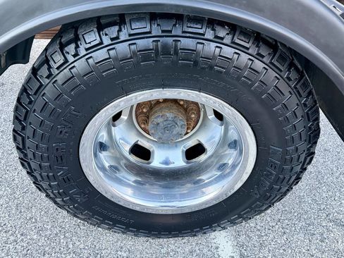 Used 2016 RAM 3500 SLT w/ Quick Order Package 29G SLT image 32