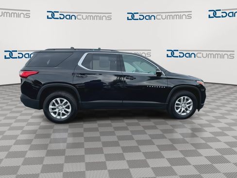 Used 2020 Chevrolet Traverse LT FWD image 9