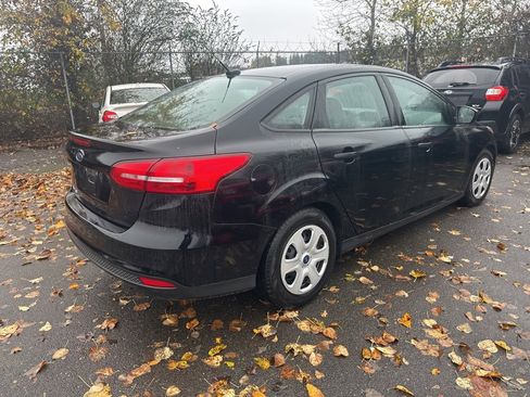 Used 2016 Ford Focus S image 5