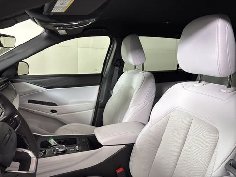 New 2026 Jeep Cherokee Laredo AWD/4WD image 22