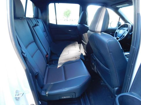 Used 2023 Honda Ridgeline Black Edition image 5