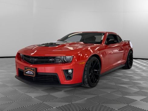 Used 2013 Chevrolet Camaro ZL1 w/ Gray Stripe Package image 4