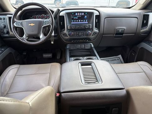Used 2018 Chevrolet Silverado 1500 LTZ Z71 w/ LTZ Plus Package AWD/4WD image 22