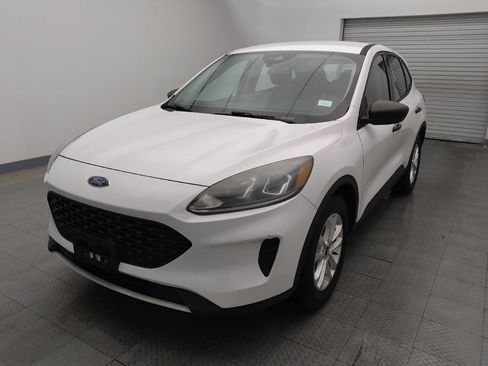 Used 2020 Ford Escape S image 15