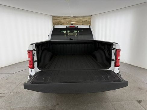 Used 2026 RAM 1500 Big Horn AWD/4WD image 5