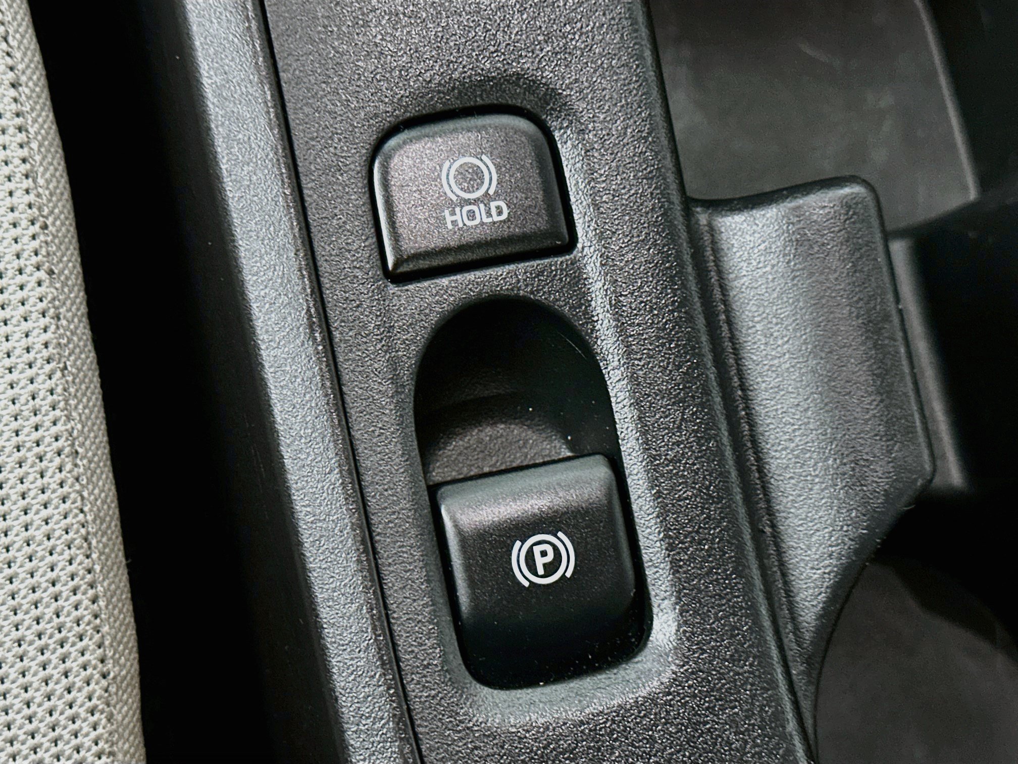 Used 2025 Toyota Corolla LE FWD image 24