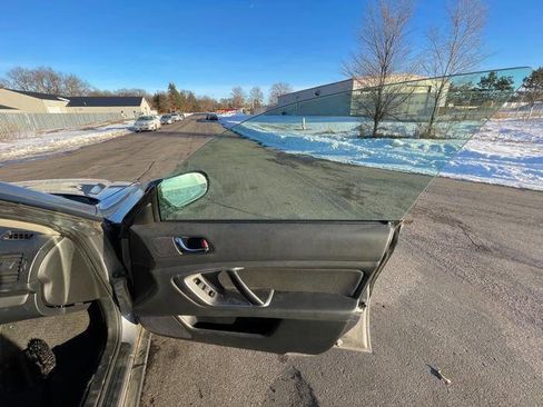 Used 2008 Subaru Outback 2.5i L.L. Bean image 28