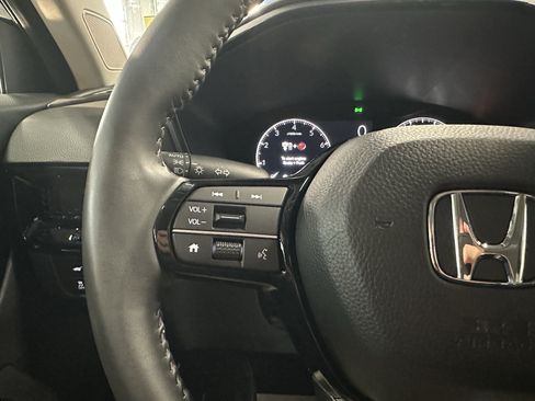 Used 2025 Honda CR-V EX-L image 12