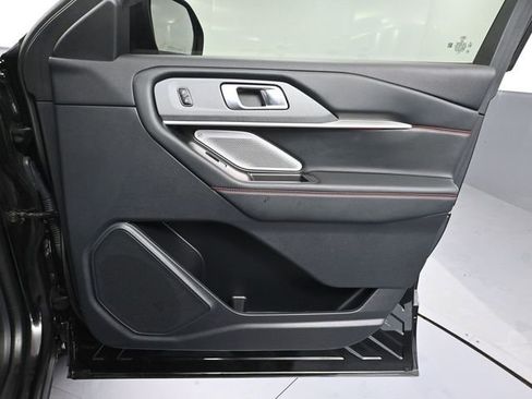 Used 2025 Ford Explorer ST image 54