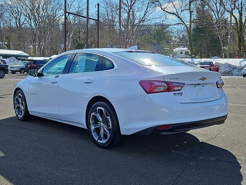 Used 2020 Chevrolet Malibu LT w/ Leather Package image 4