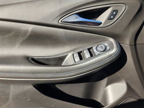 Used 2025 Buick Encore GX Sport Touring w/ Experience Buick Package image 23